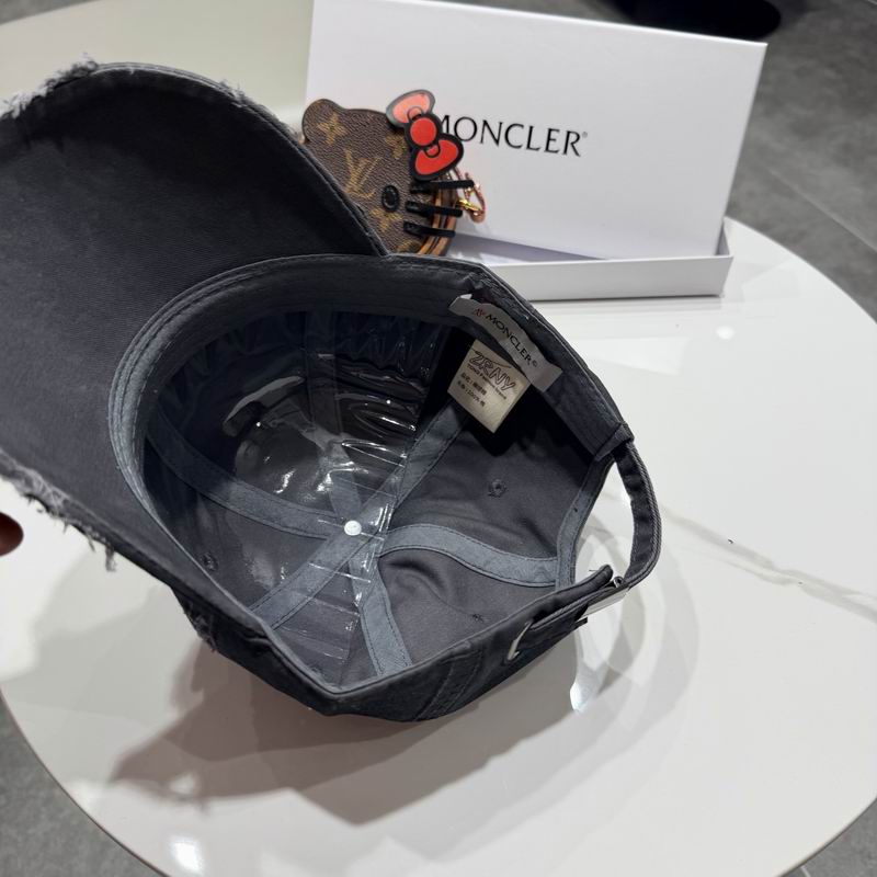 Moncler Cap (3038)