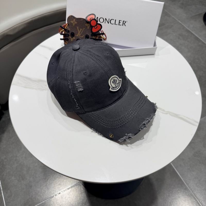 Moncler Cap (3044)