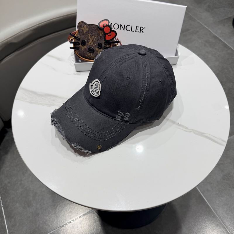 Moncler Cap (3045)