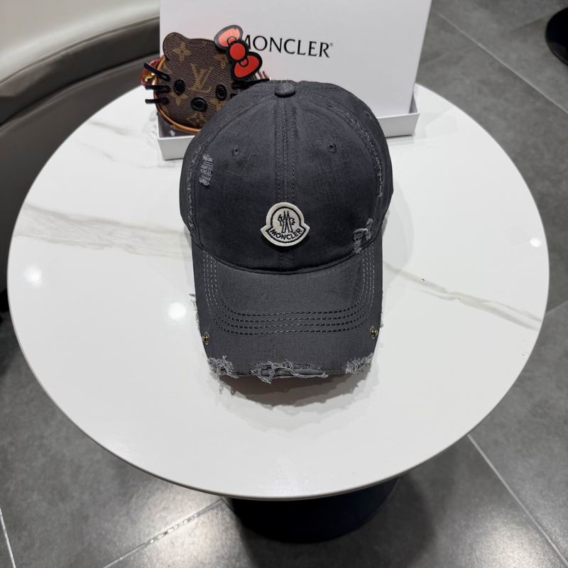 Moncler Cap (3046)