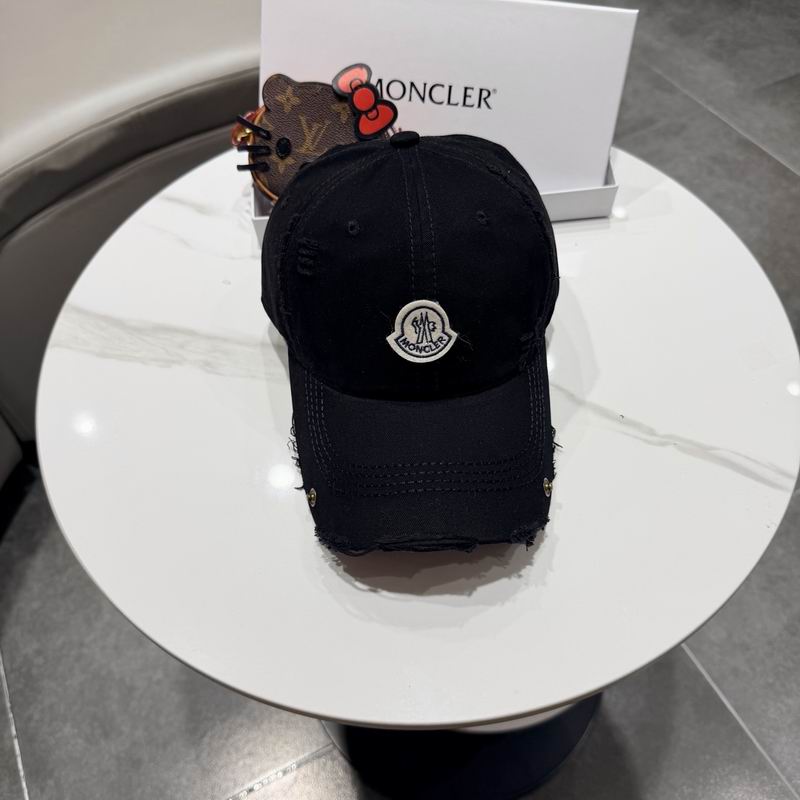 Moncler Cap (3055)