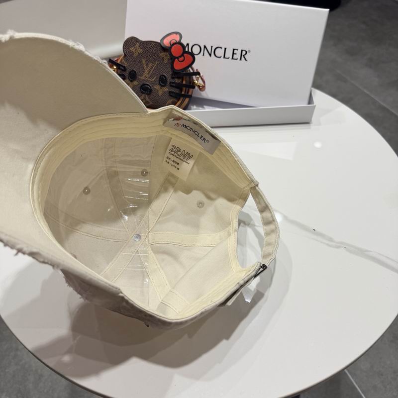 Moncler Cap (3056)
