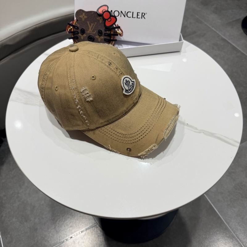 Moncler Cap (3070)