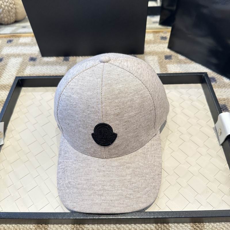 Moncler Cap (3678)