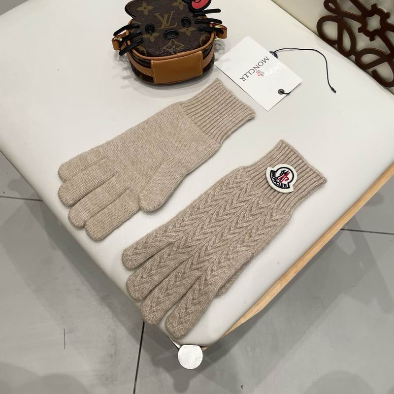 Moncler Gloves 20 (17)