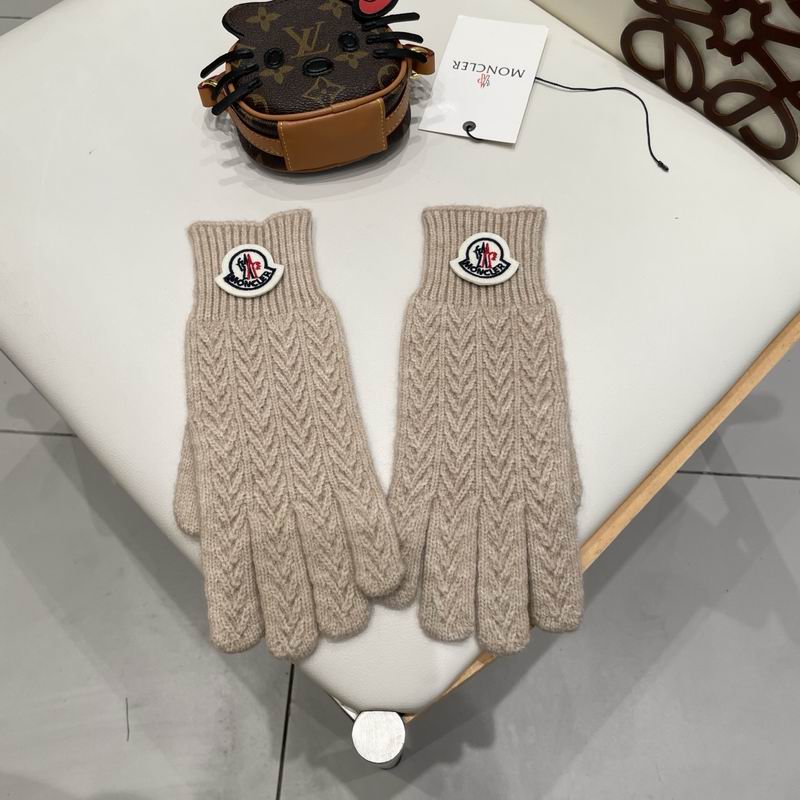 Moncler Gloves 20 (18)