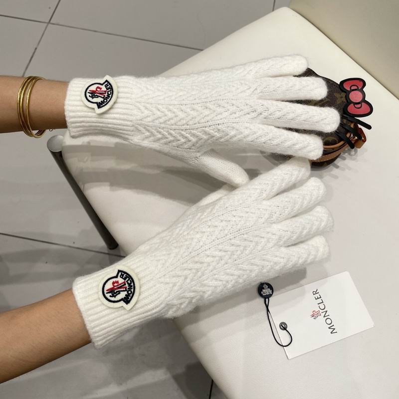 Moncler Gloves 20 (21)