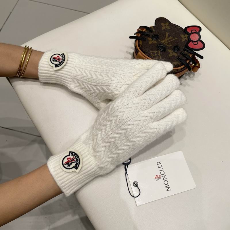 Moncler Gloves 20 (22)