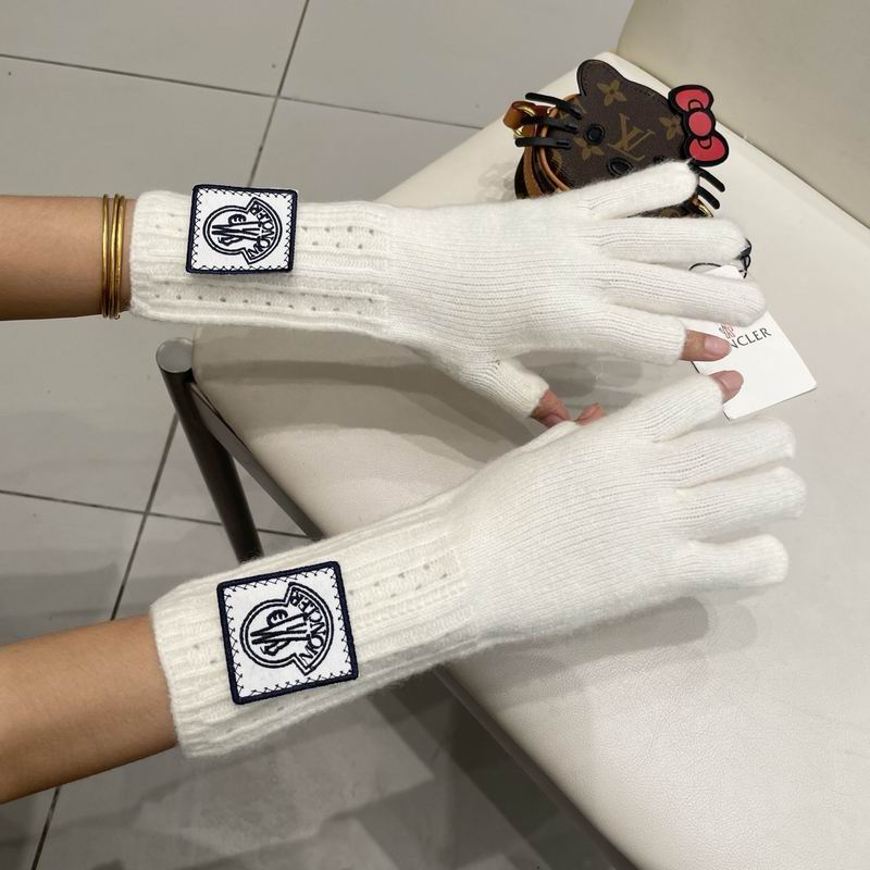 Moncler Gloves 22 (12)