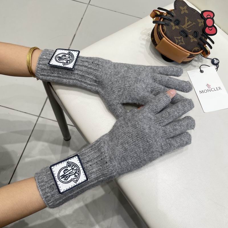 Moncler Gloves 22 (22)