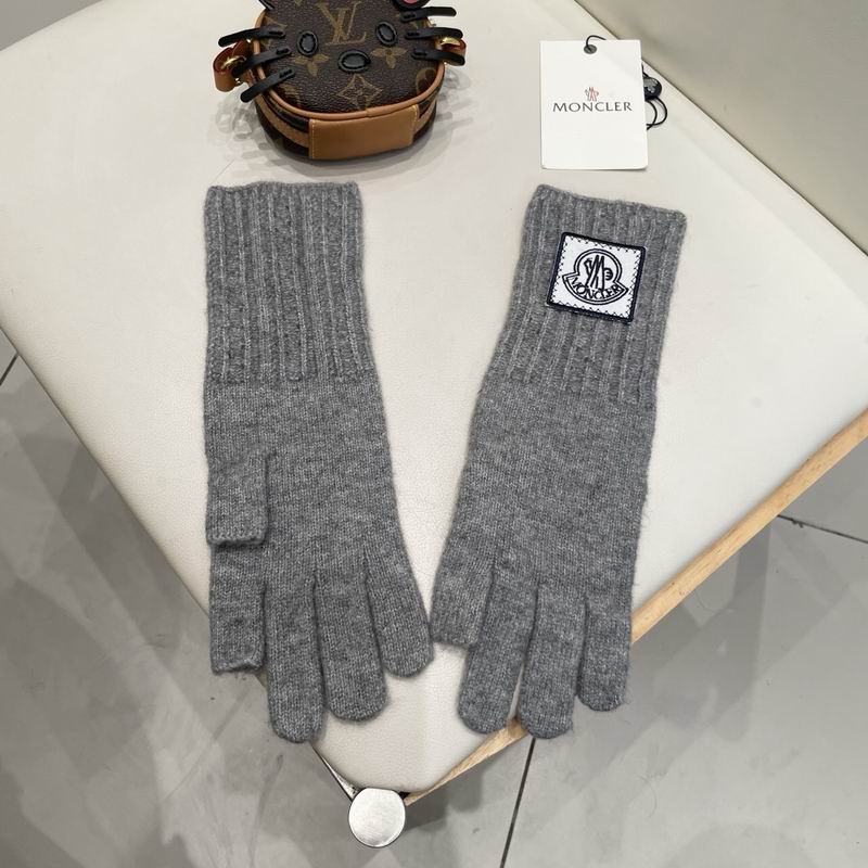 Moncler Gloves 22 (26)