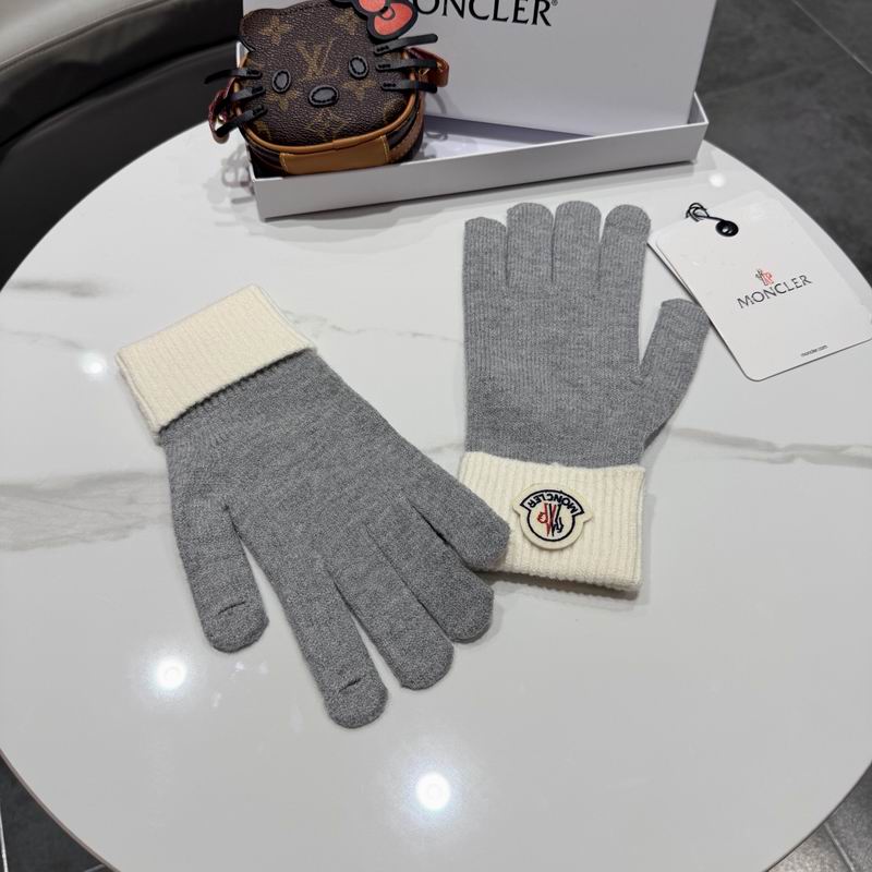 Moncler Gloves 27 (11)