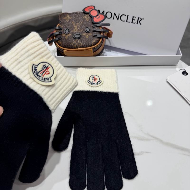 Moncler Gloves 27 (6)