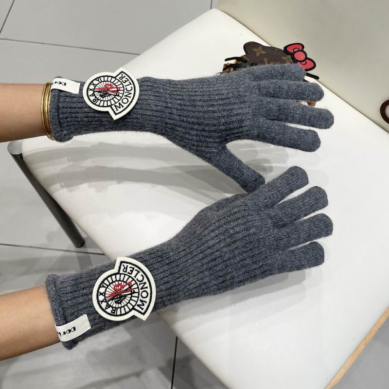 Moncler Gloves 51 (21)
