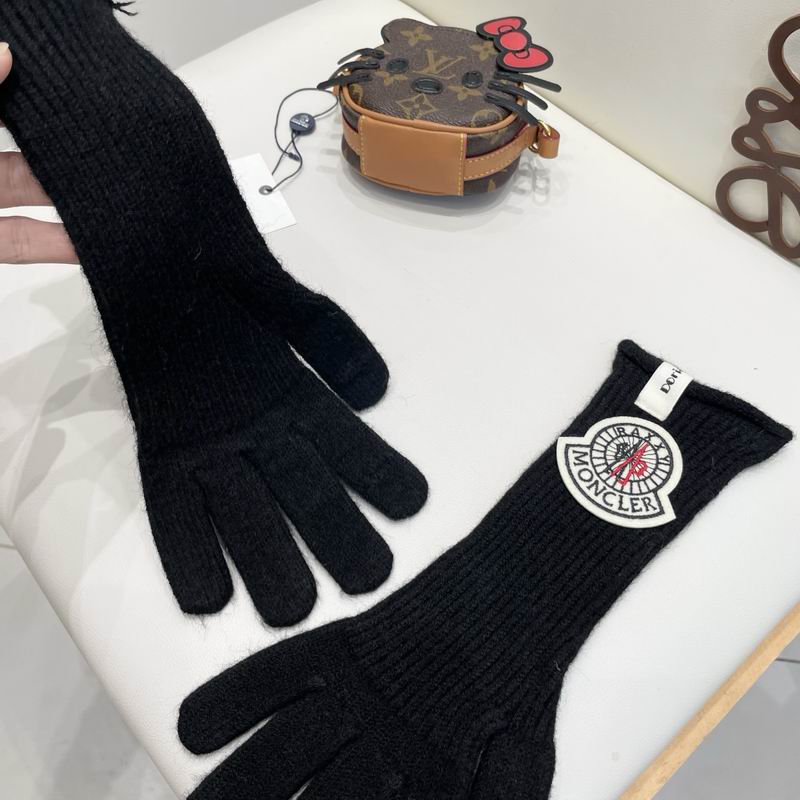 Moncler Gloves 51 (6)