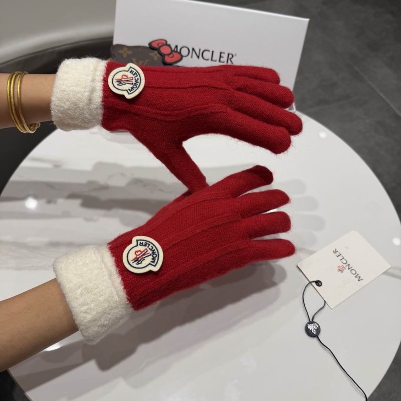 Moncler Gloves 64 (12)