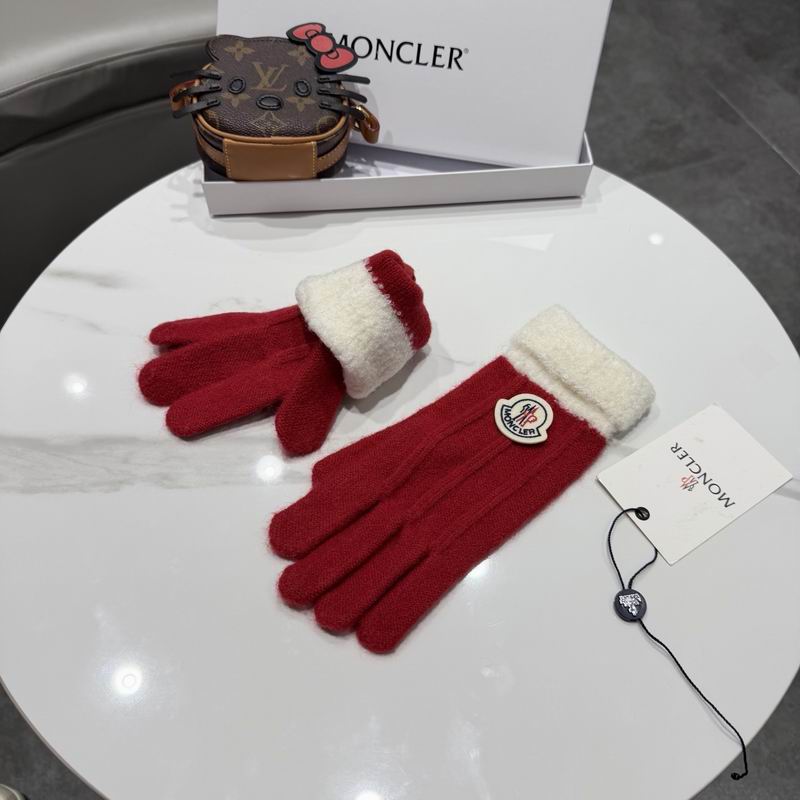 Moncler Gloves 64 (16)