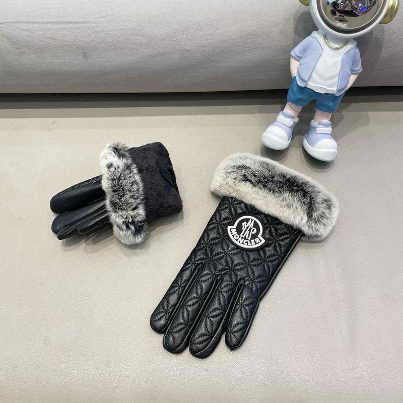 Moncler Gloves L XXL 36 (4)