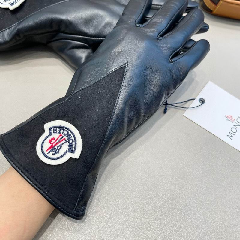 Moncler Gloves M L 37 (3)