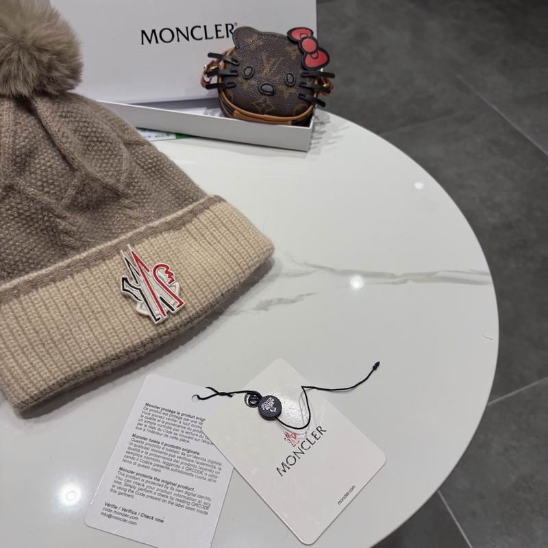 Moncler Hat (1056)