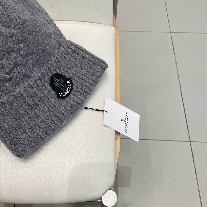 Moncler Hat (1128)