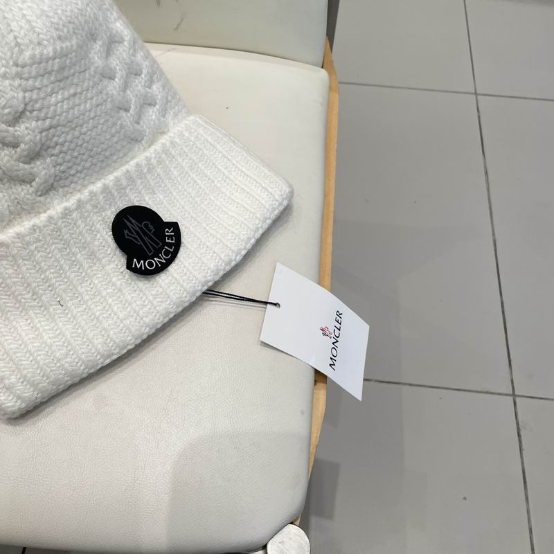 Moncler Hat (1137)