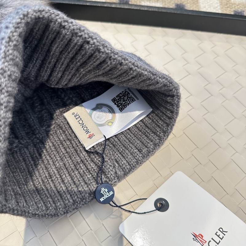 Moncler Hat (126)