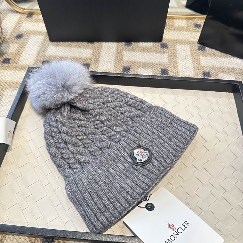 Moncler Hat (130)
