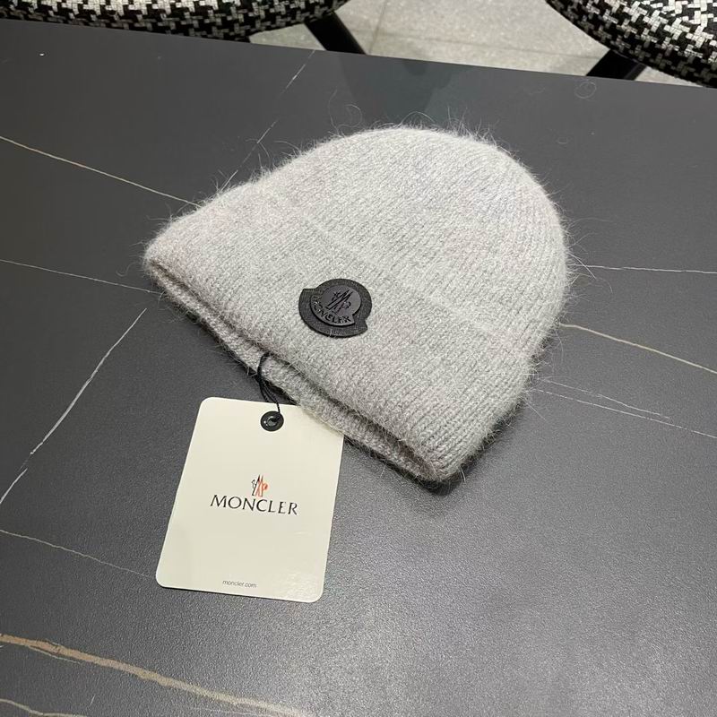 Moncler Hat (1300)