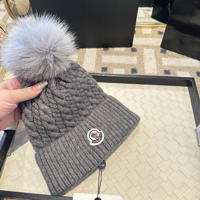 Moncler Hat (140)