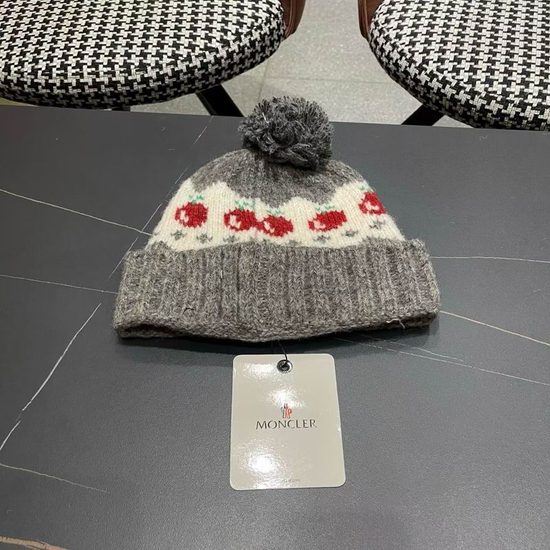 Moncler Hat (1520)