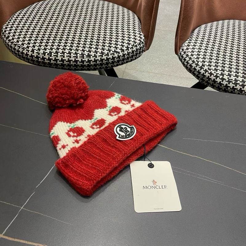 Moncler Hat (1540)