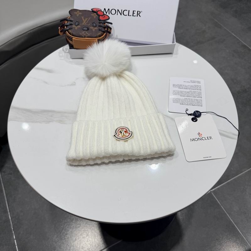 Moncler Hat (1597)