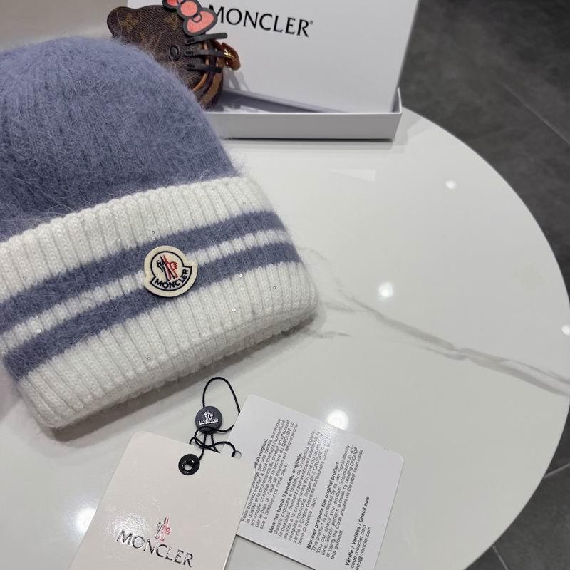 Moncler Hat (1673)