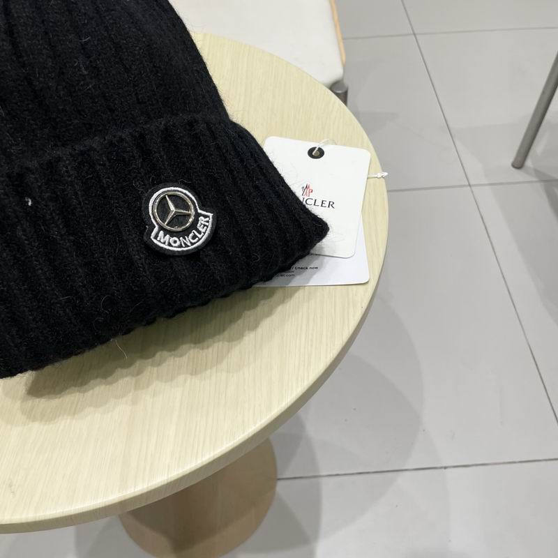 Moncler Hat (1691)