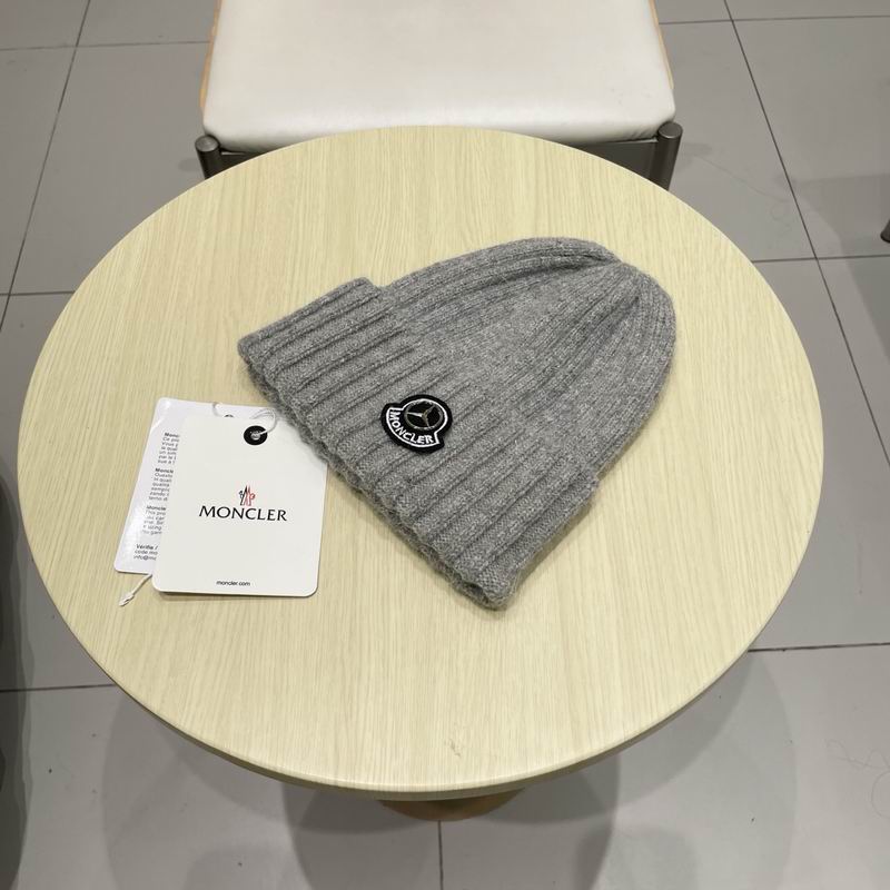 Moncler Hat (1702)
