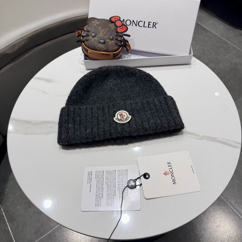 Moncler Hat (1702)