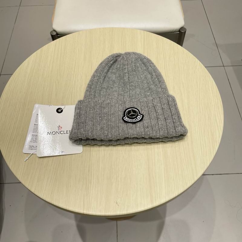 Moncler Hat (1703)