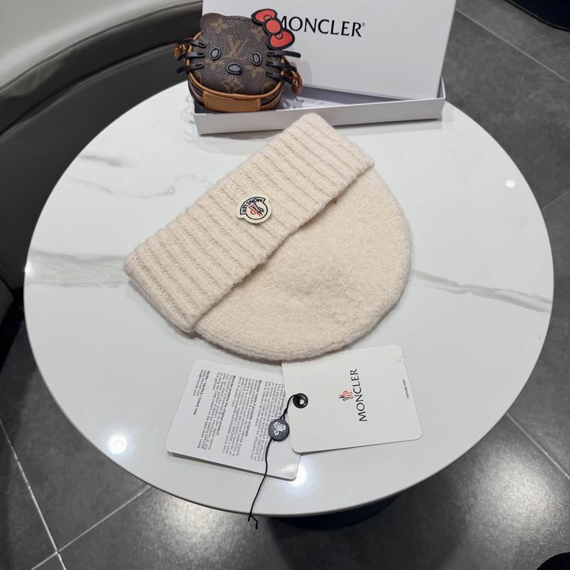 Moncler Hat (1713)