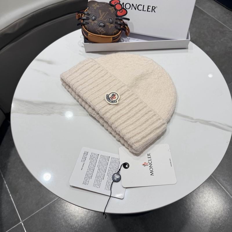 Moncler Hat (1719)