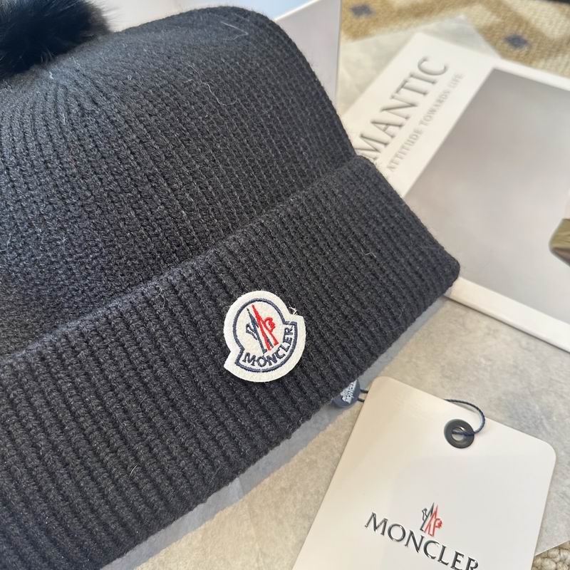 Moncler Hat (1865)