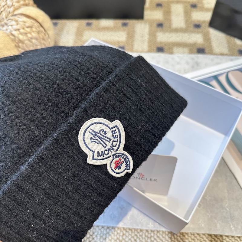 Moncler Hat (1884)