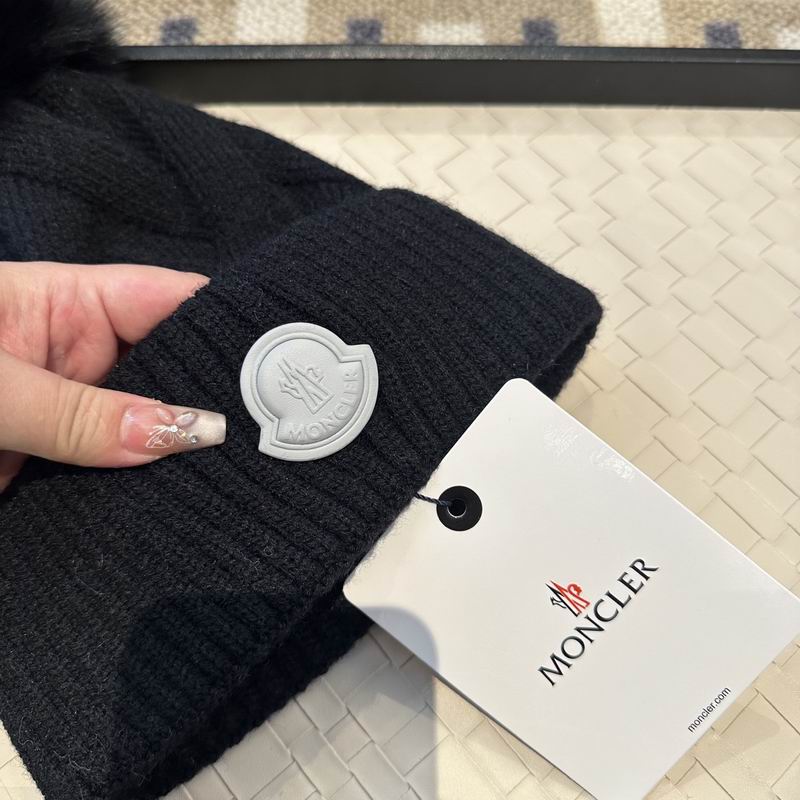 Moncler Hat (219)