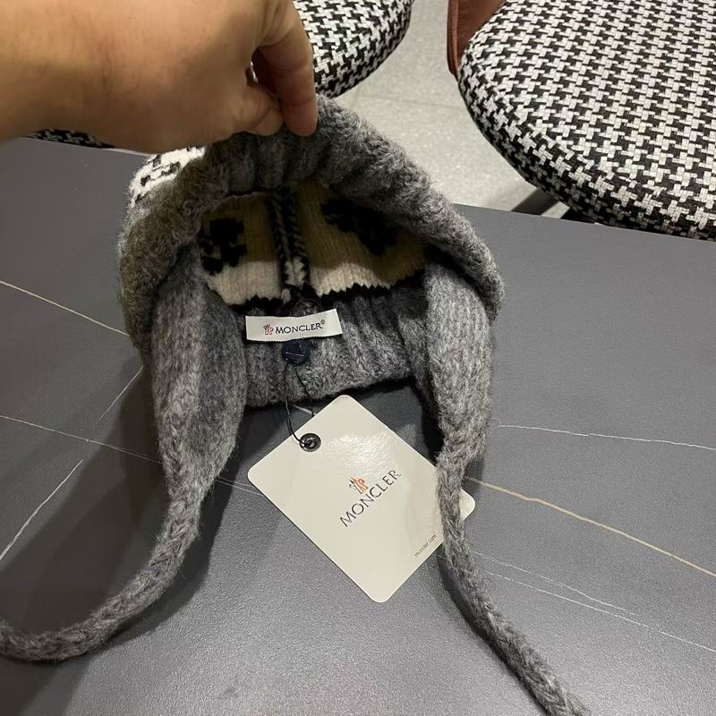 Moncler Hat (2201)