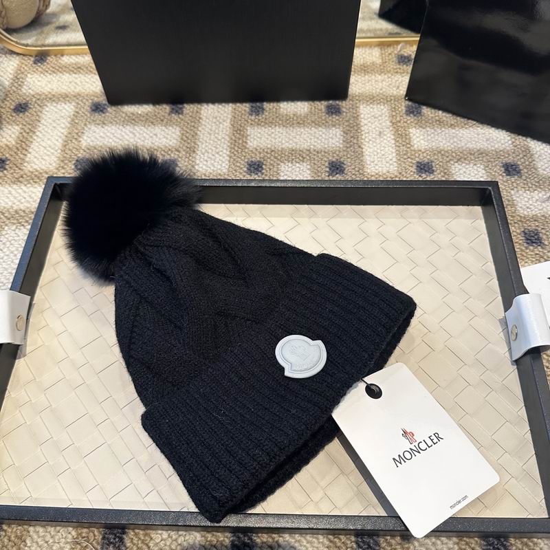 Moncler Hat (223)