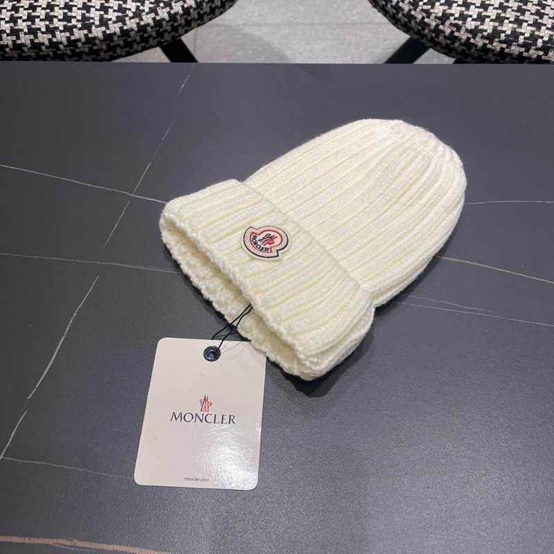 Moncler Hat (2300)