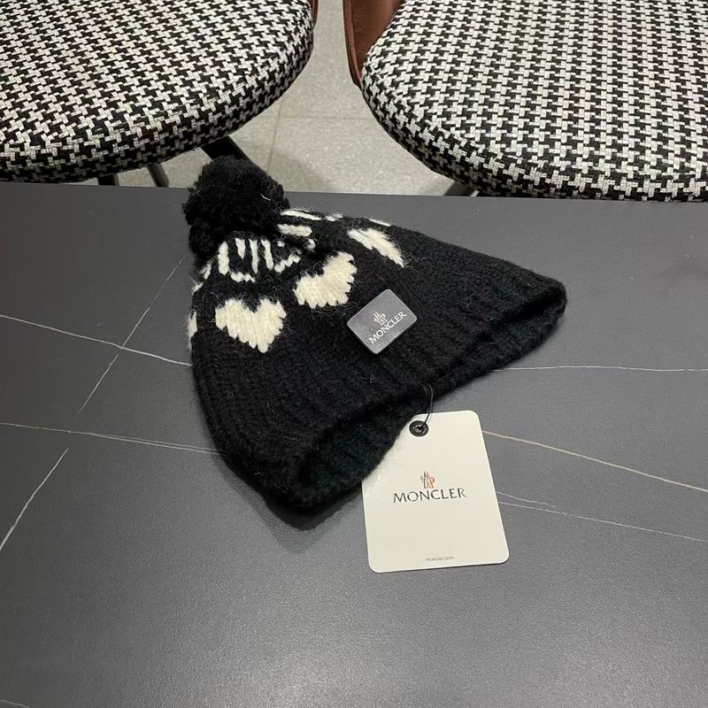Moncler Hat (2302)