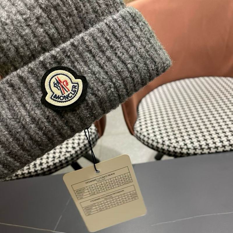 Moncler Hat (2340)