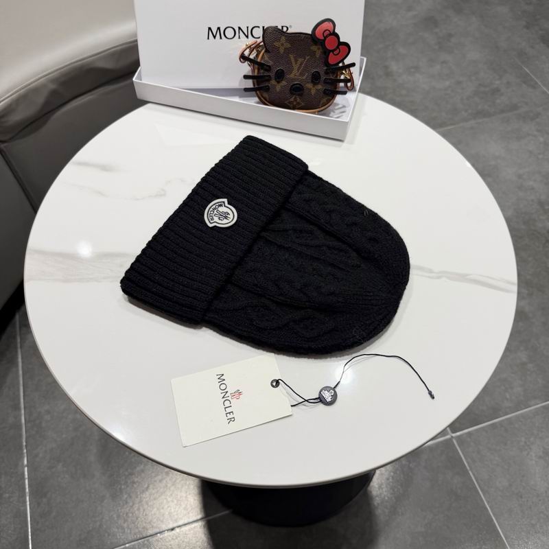 Moncler Hat (2425)