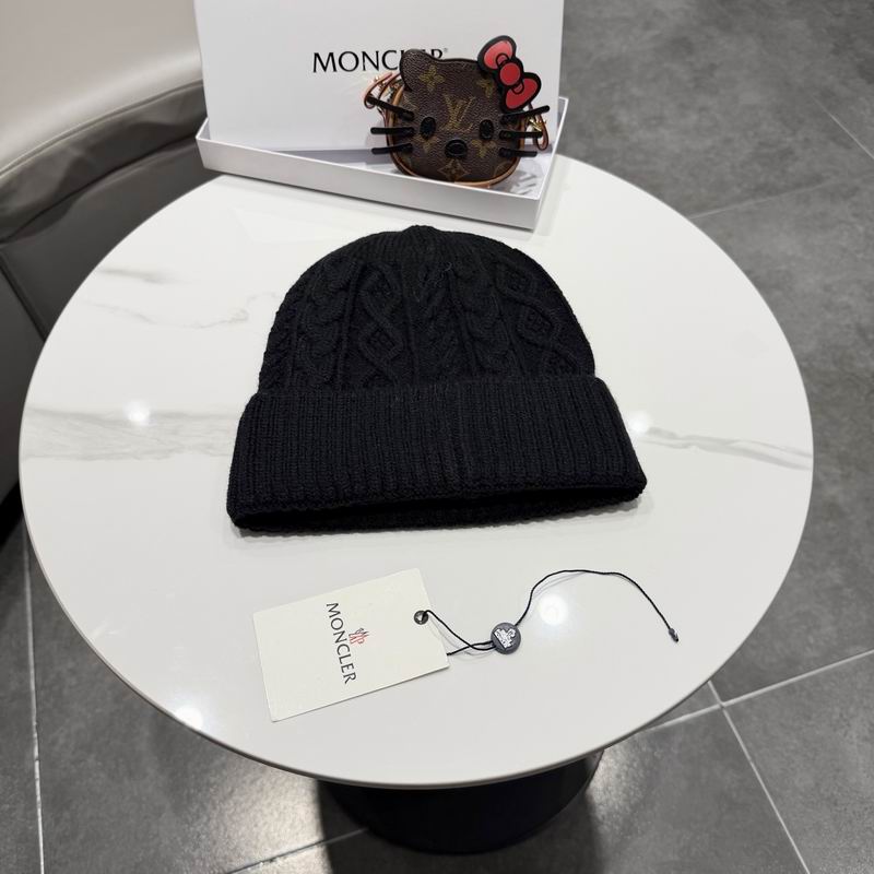 Moncler Hat (2426)